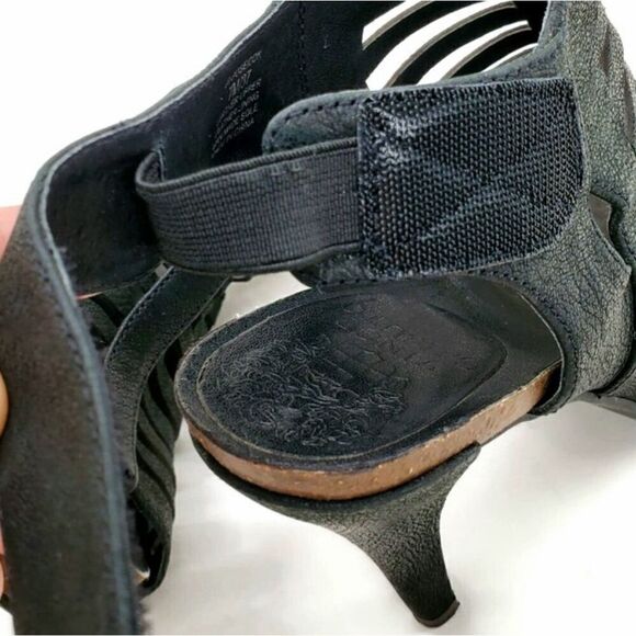 Vince Camuto Black Nubuck Leather Caged Open-Toe Sling-Back High Heel Sandals - Picture 10 of 15